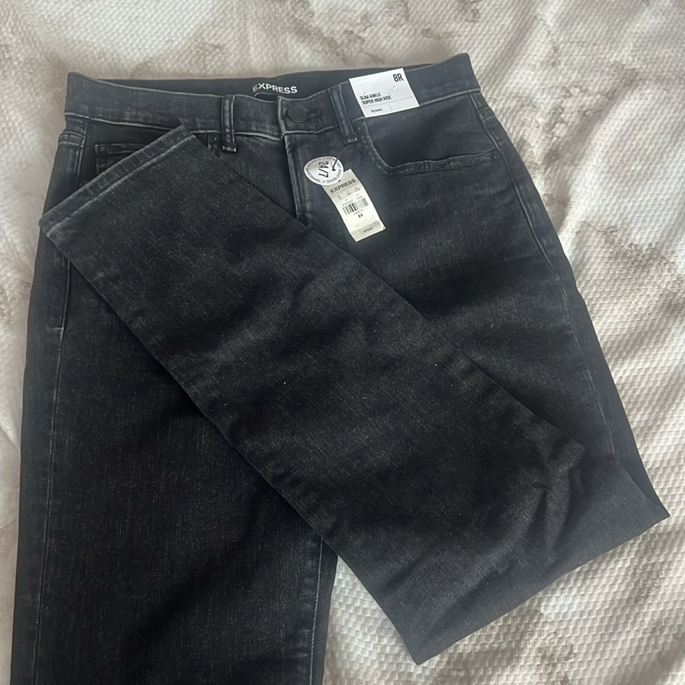 Express Slim Ankle Super High Rise Jeans Size 8R
Original Black Wash - Picture 7 of 10